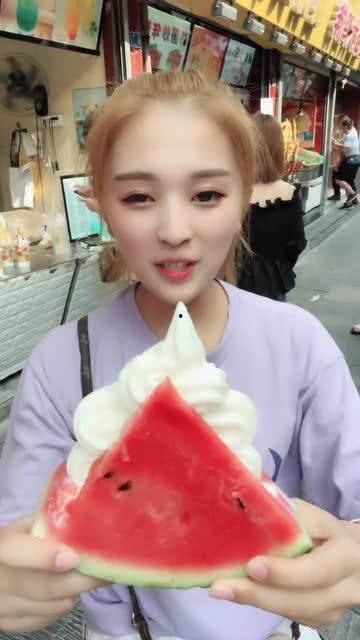 娱乐吃瓜姐网红